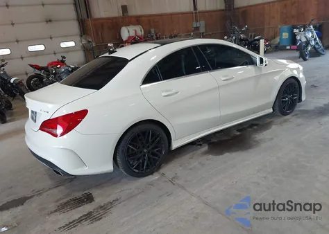2014 Mercedes-Benz Cla 250 4Matic z USA, uszkodzony, nr VIN WDDSJ4GB9EN153609